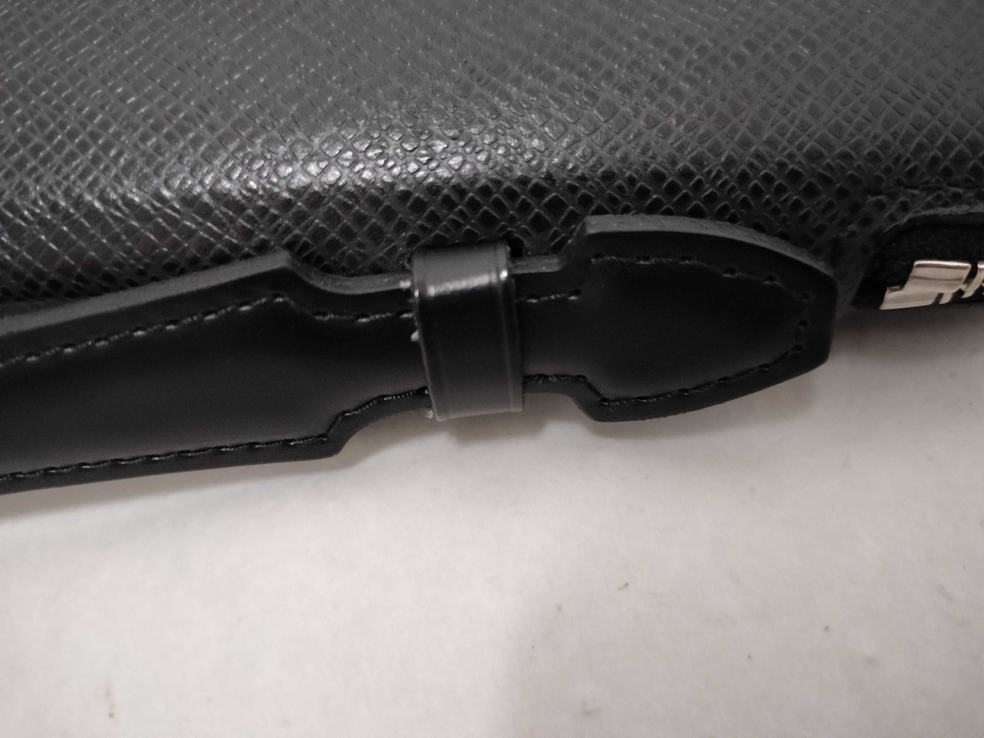 LOUIS VUITTON Taiga Vuitton Taiga Organizer Atoll M30652 Handbag