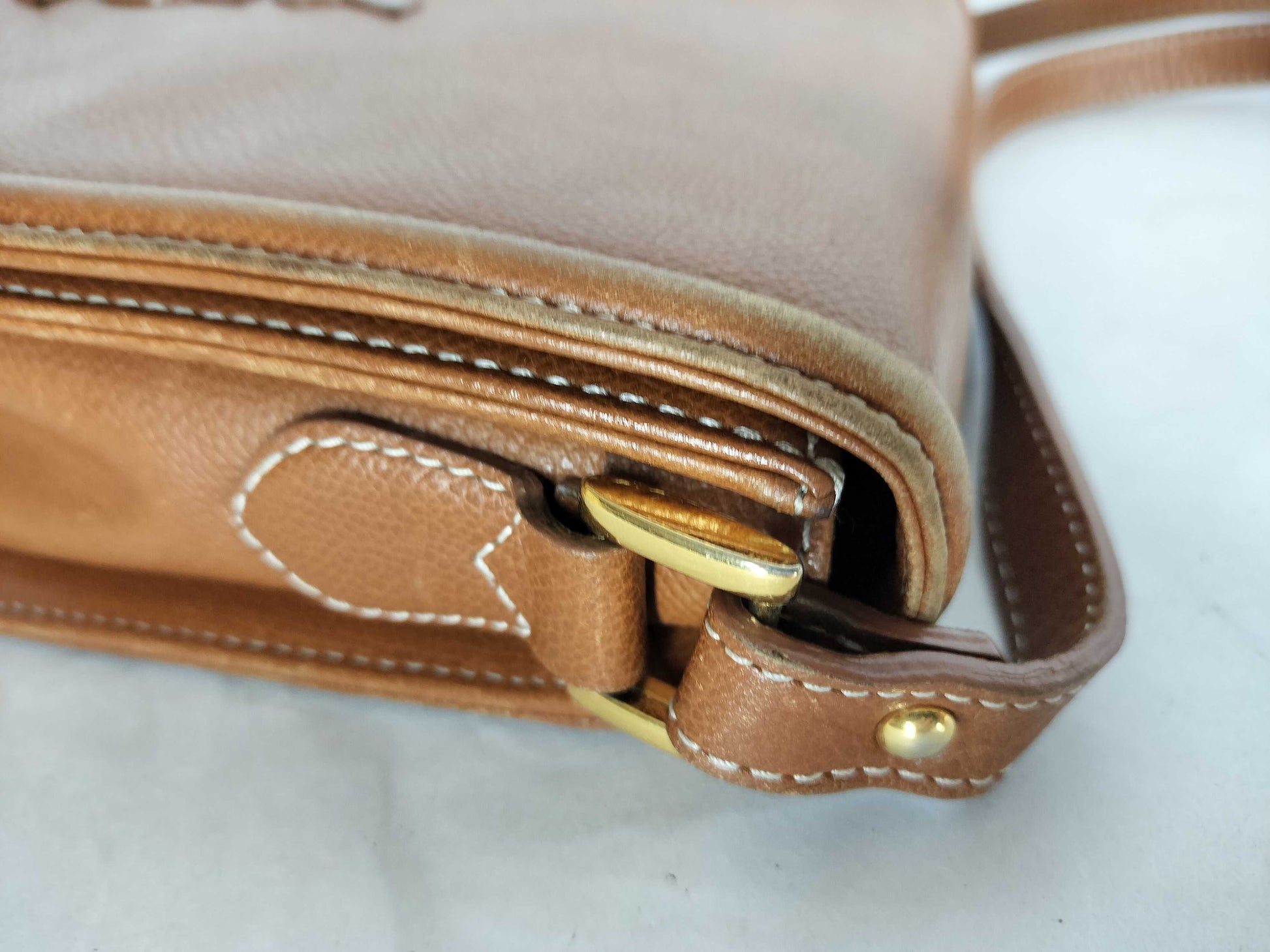 Yves Saint Laurent YSL Shoulder Brown Shoulder Bag