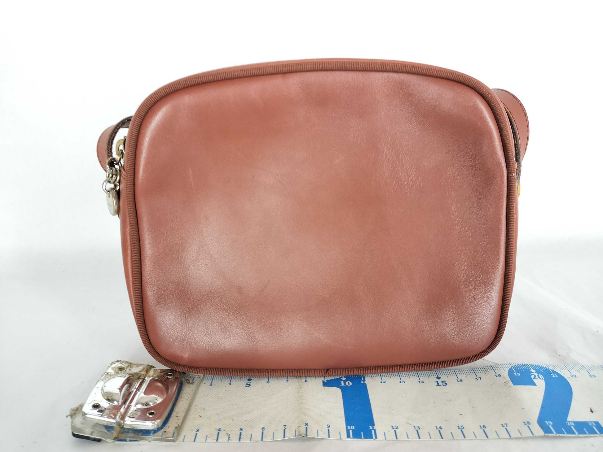 Salvatore Ferragamo Vala Ferragamo Vala Shoulder Brown Shoulder Bag