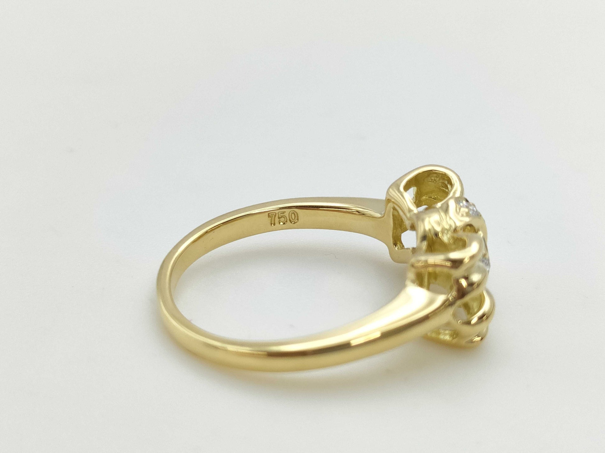 Tiffany&Co. Ribbon Diamond 750 4.0g Ring