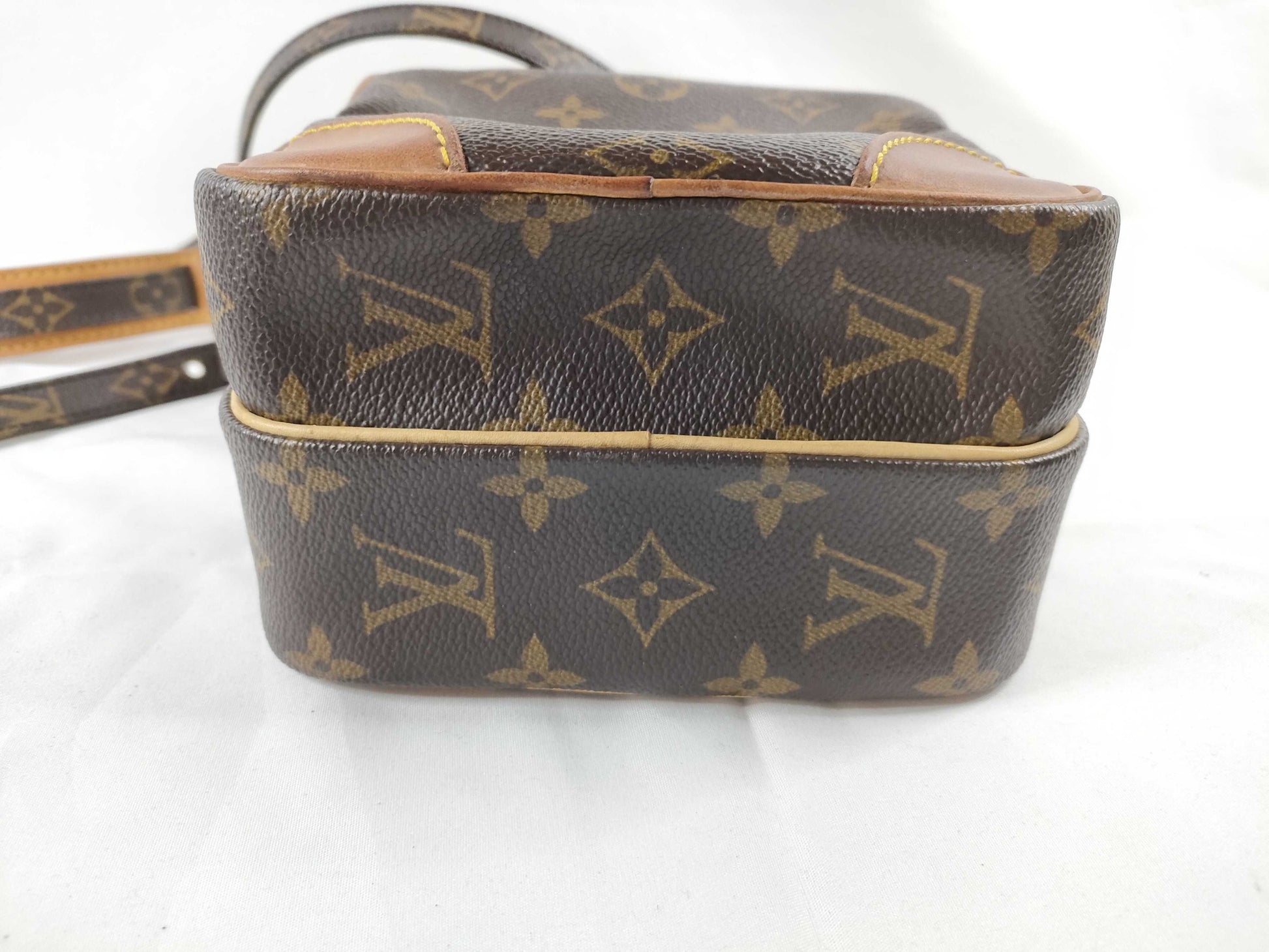 LOUIS VUITTON Monogram Amazon M45236 Inner Poke No Deterioration Shoulder Bag Shoulder Bag