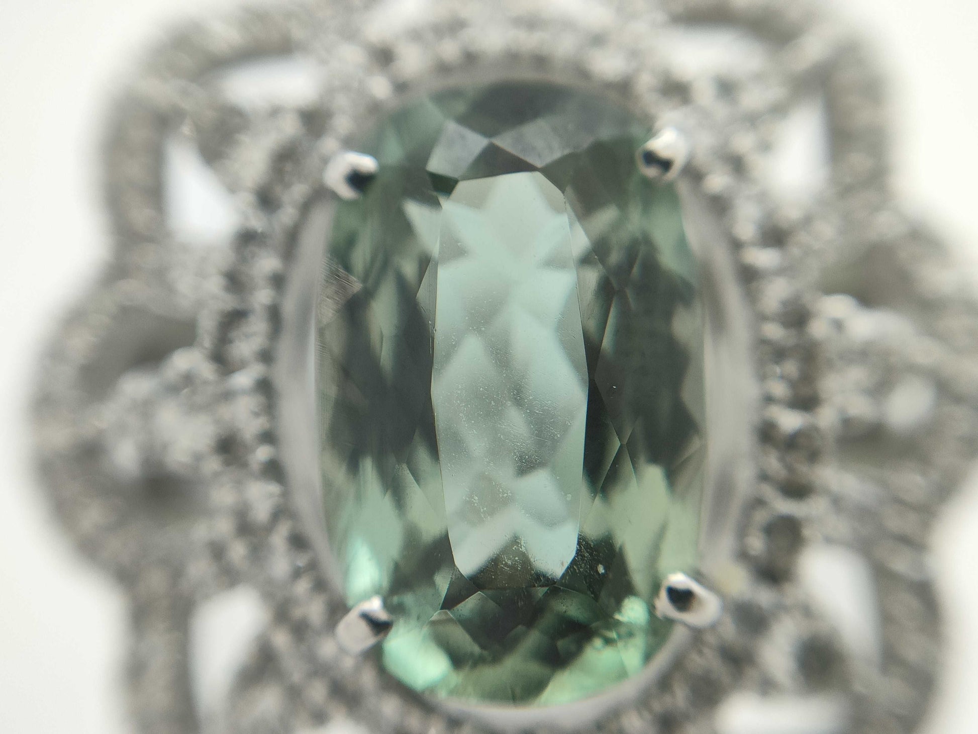 AX2.85ct D0.76ct PT950 8.3g Ring