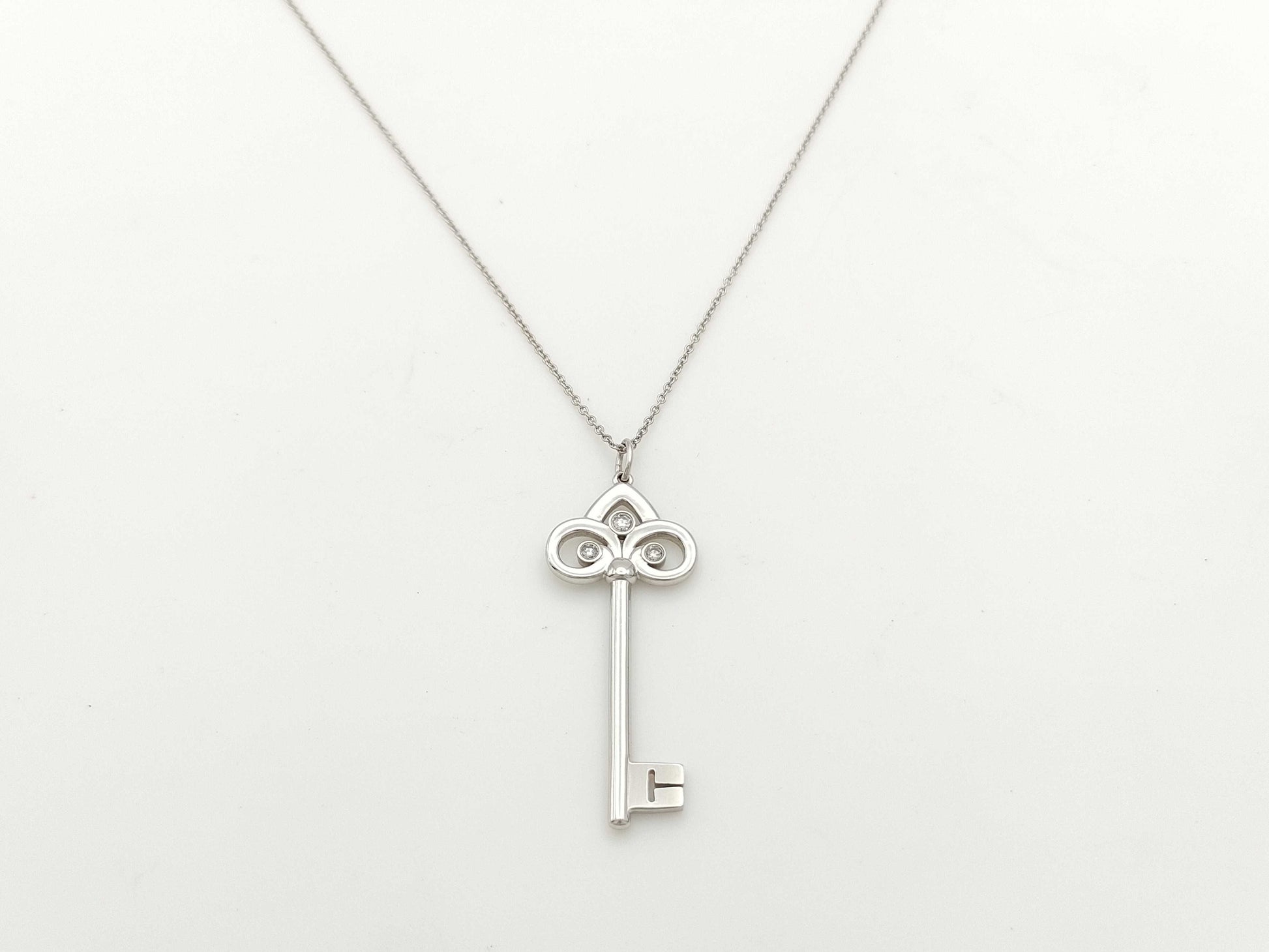 Tiffany & Co. Crownkey 3PD WG AU750 6.4g Necklace
