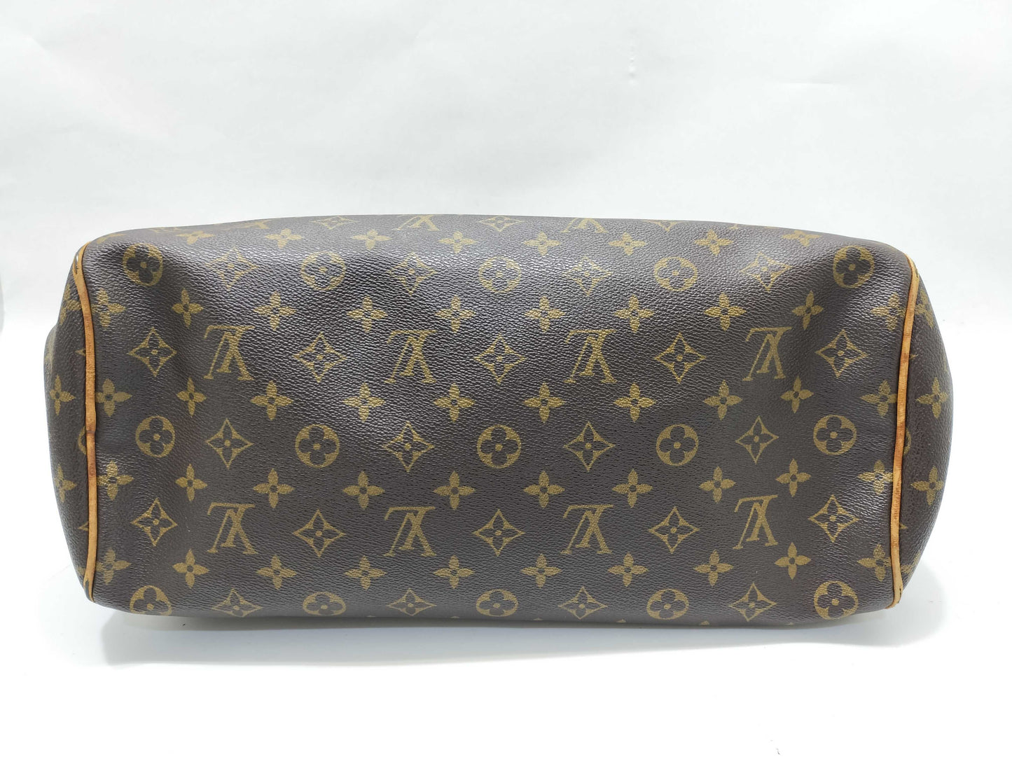 LOUIS VUITTON Monogram Vuitton Montreguile PM Handbag