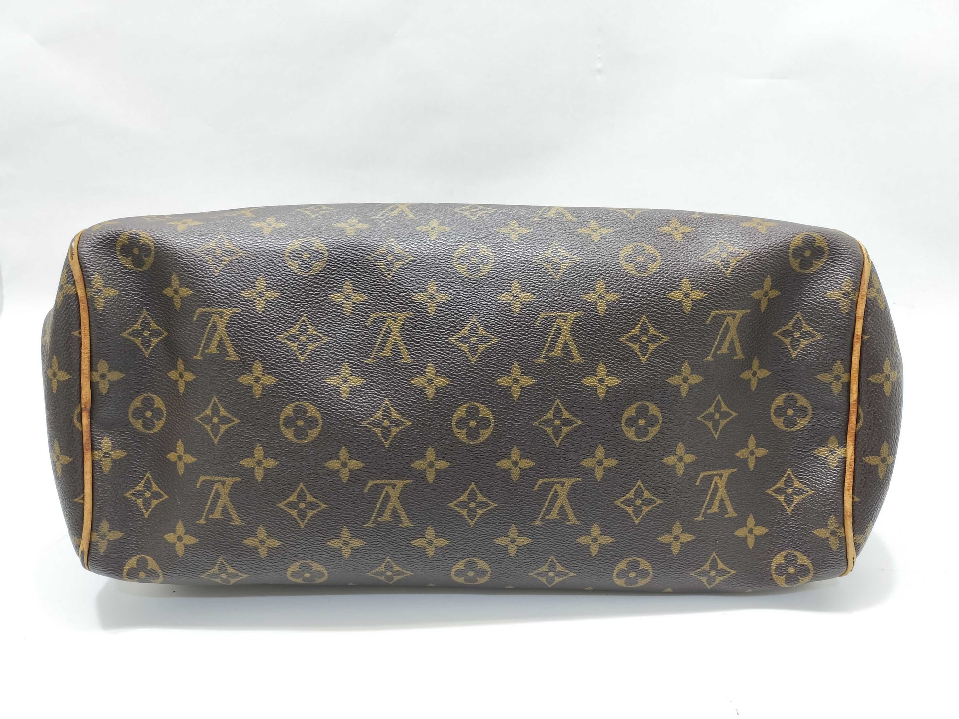 LOUIS VUITTON Monogram Vuitton Montreguile PM Handbag