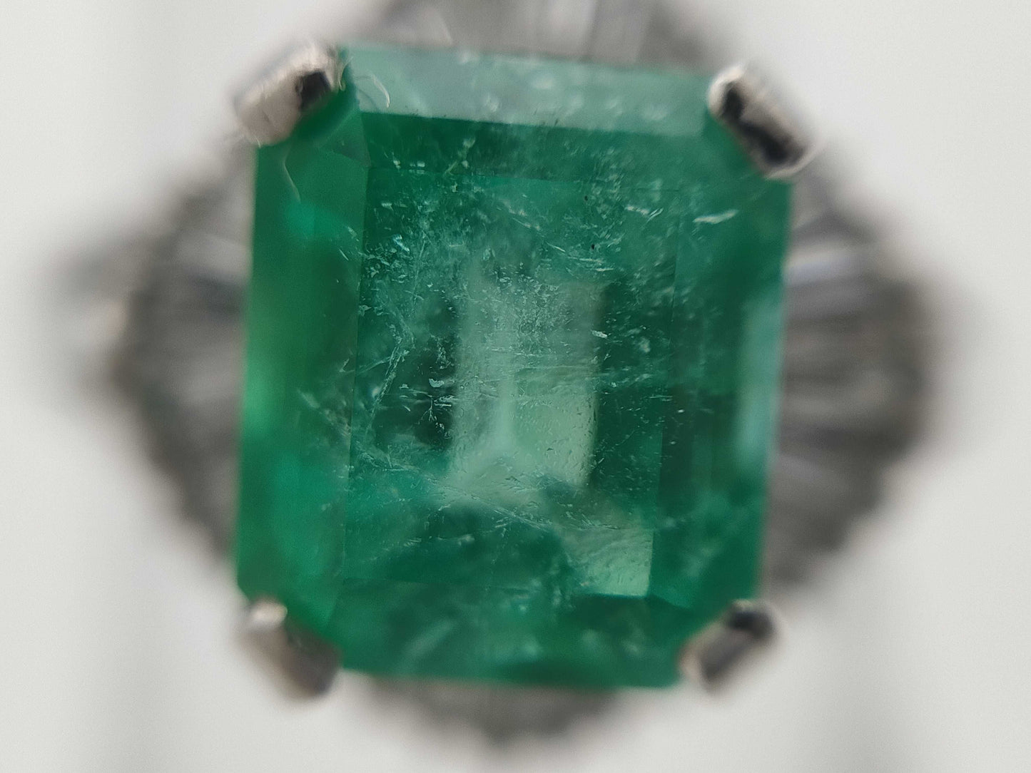 E2.51ct D0.55ct PT900 5.1g Ring