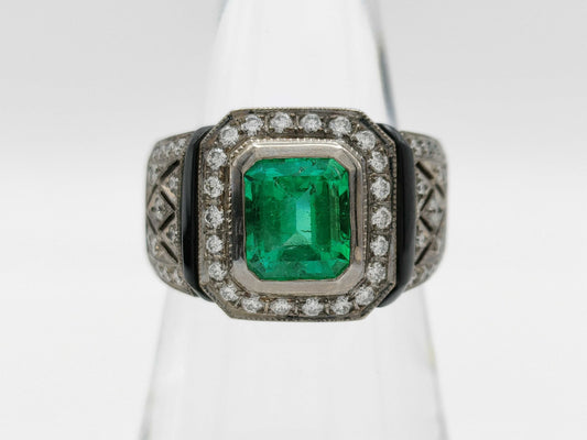E2.80ct Colored Stone D0.40ct 750 14.7g Ring
