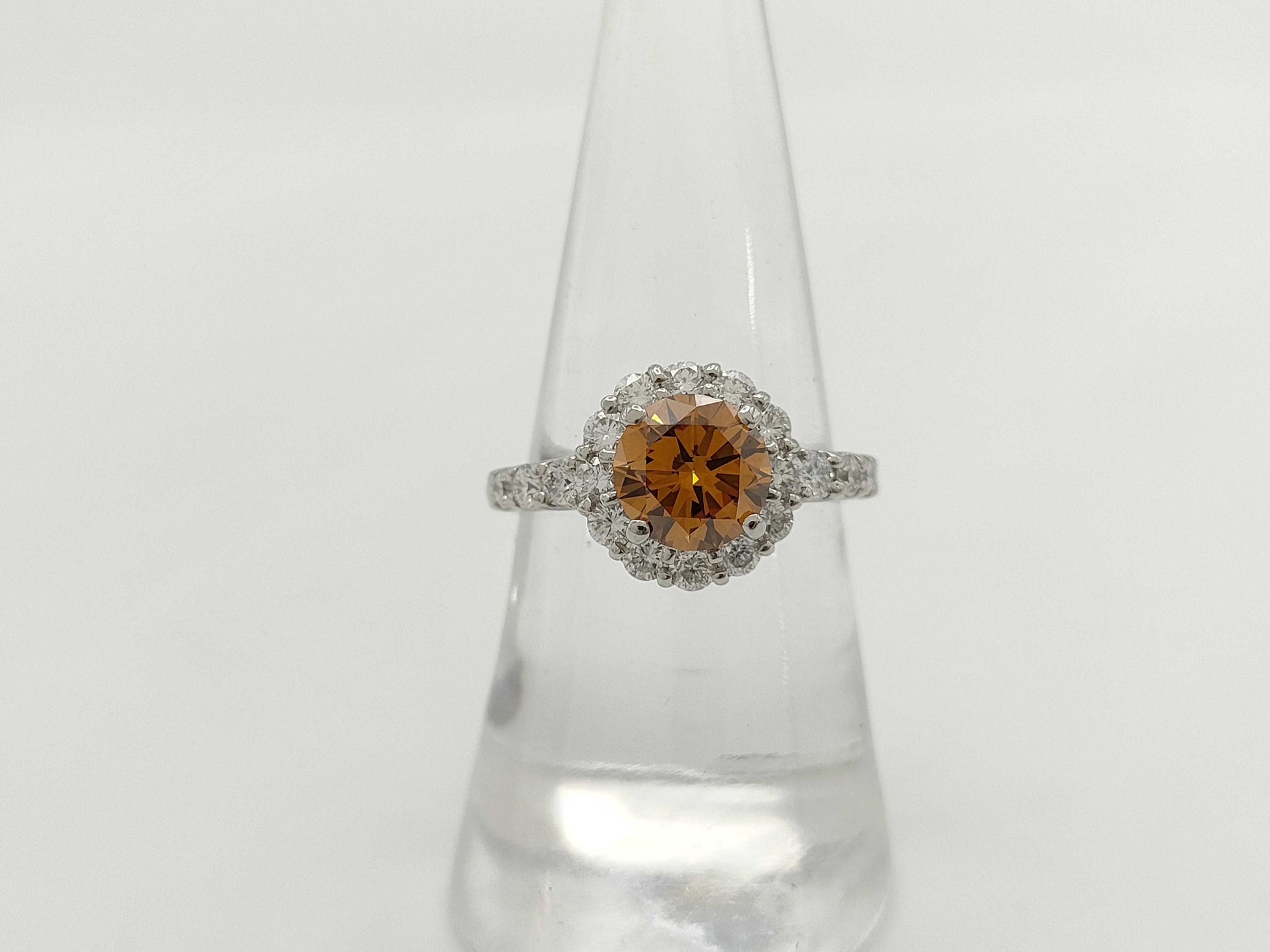 D1.418ct FD0.82ct PT900 5.8g Ring