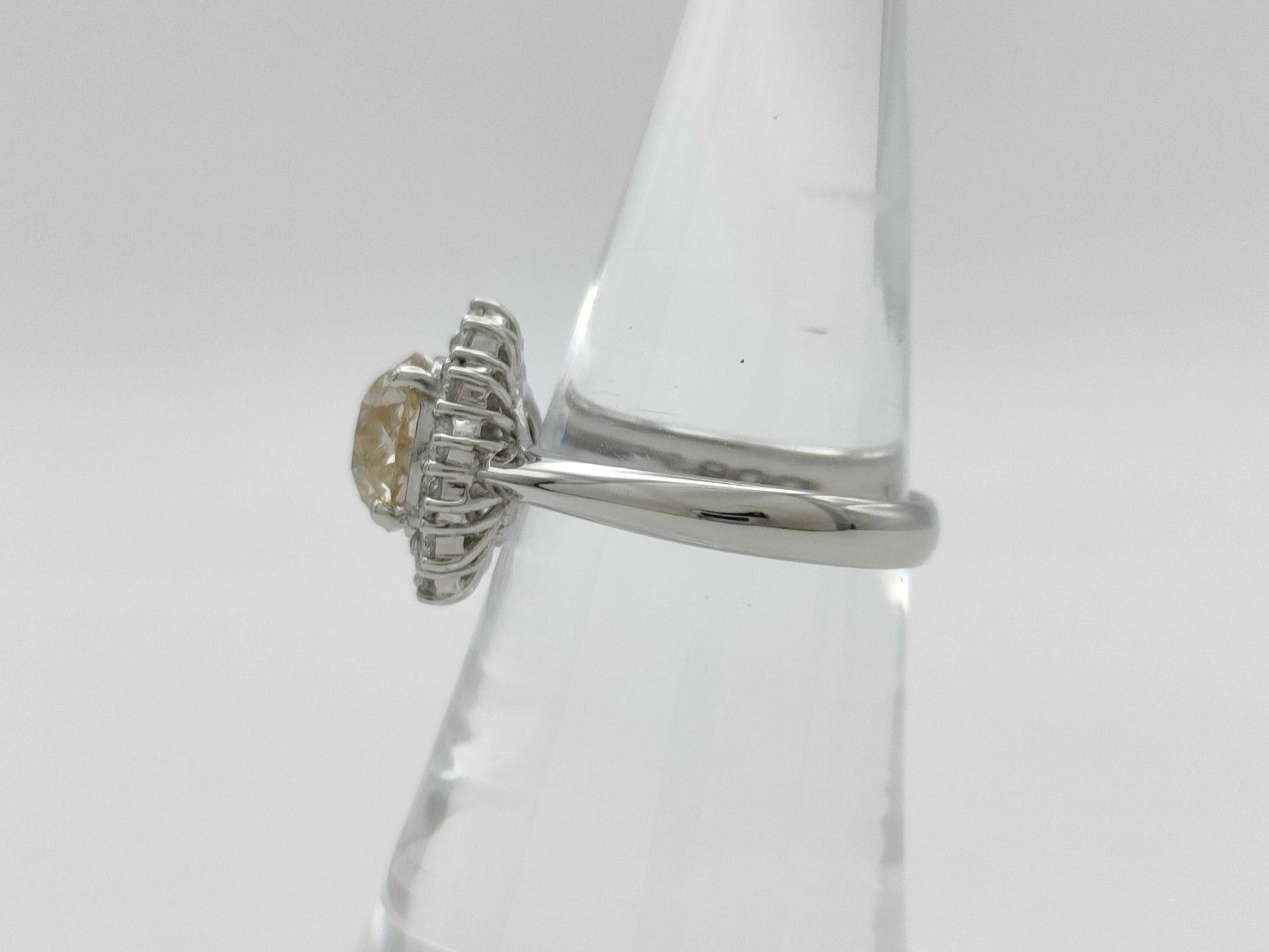 D2.057ct 0.52ct PT900 6.7g Ring