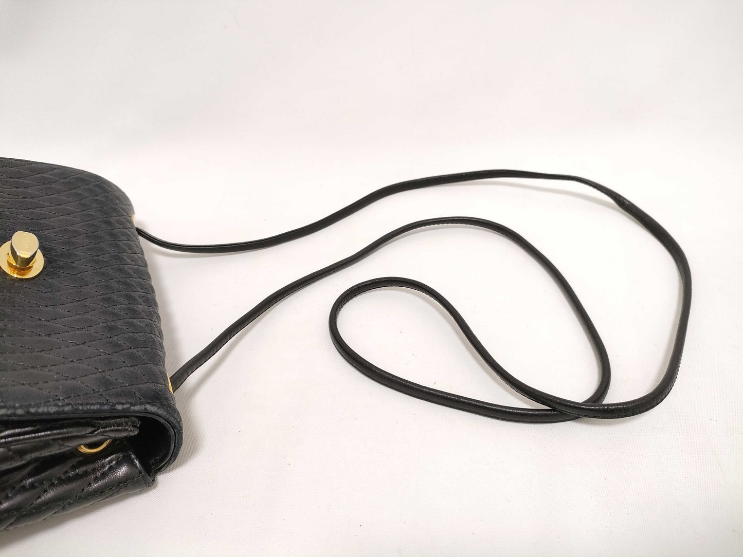BALLY BALLY Shoulder Bag Quilted Black Shoulder Bag