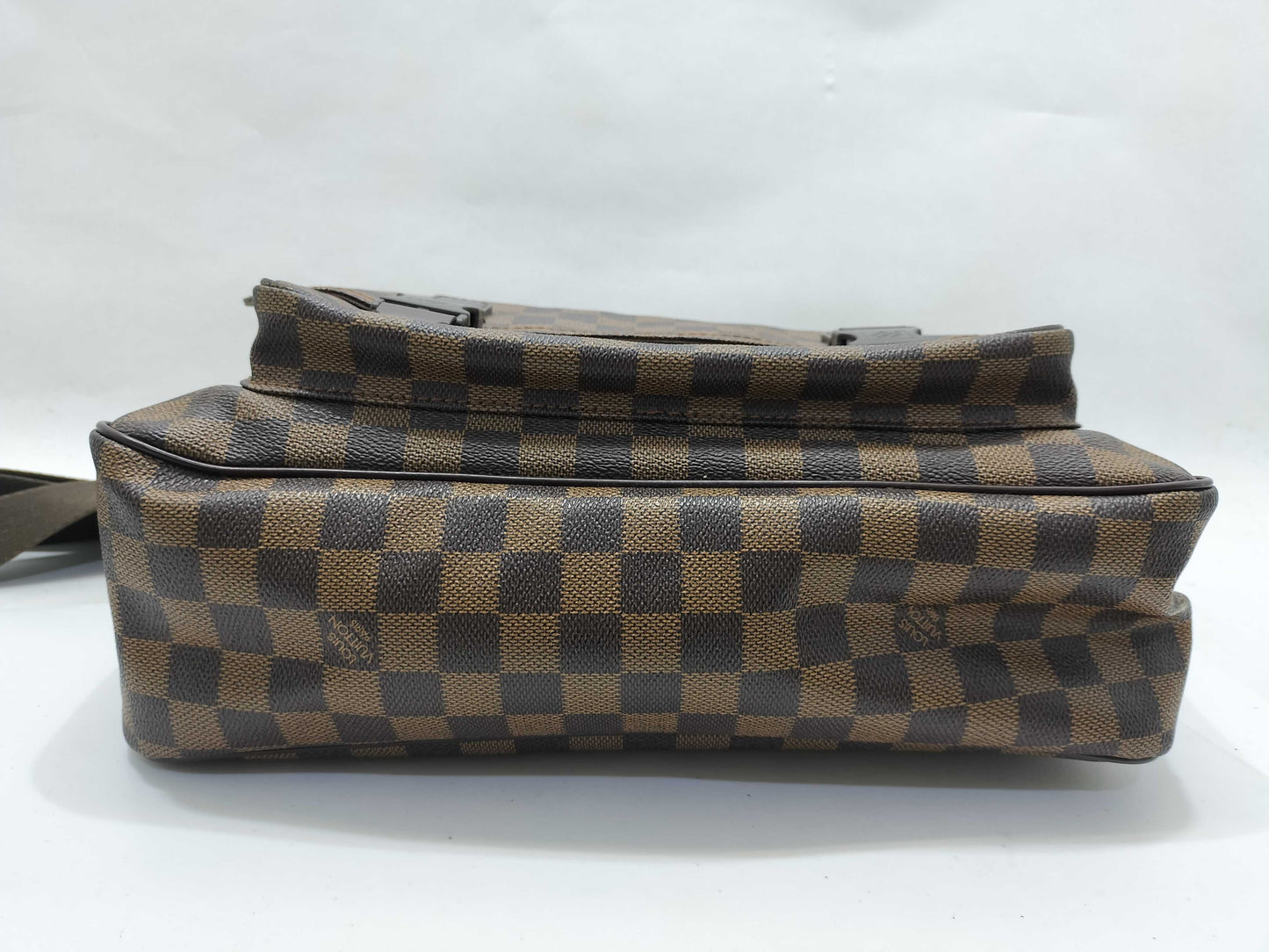 LOUIS VUITTON Damier Louis Vuitton Melville Shoulder Bag Damier Brown Shoulder Bag