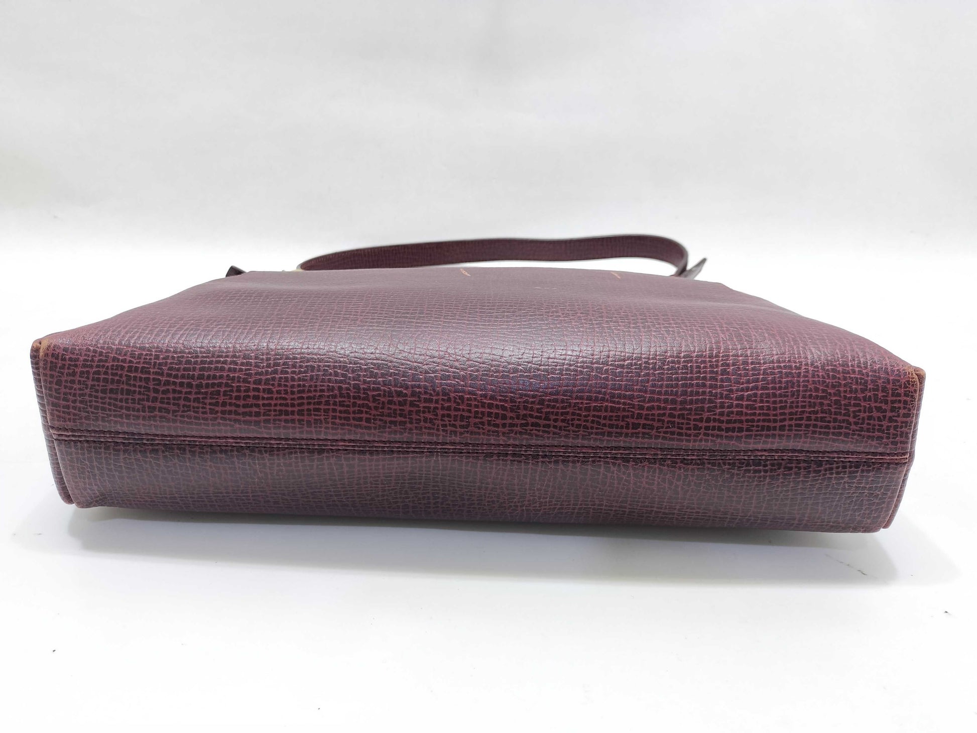 LOEWE Shoulder Bag Burgundy Shoulder Bag