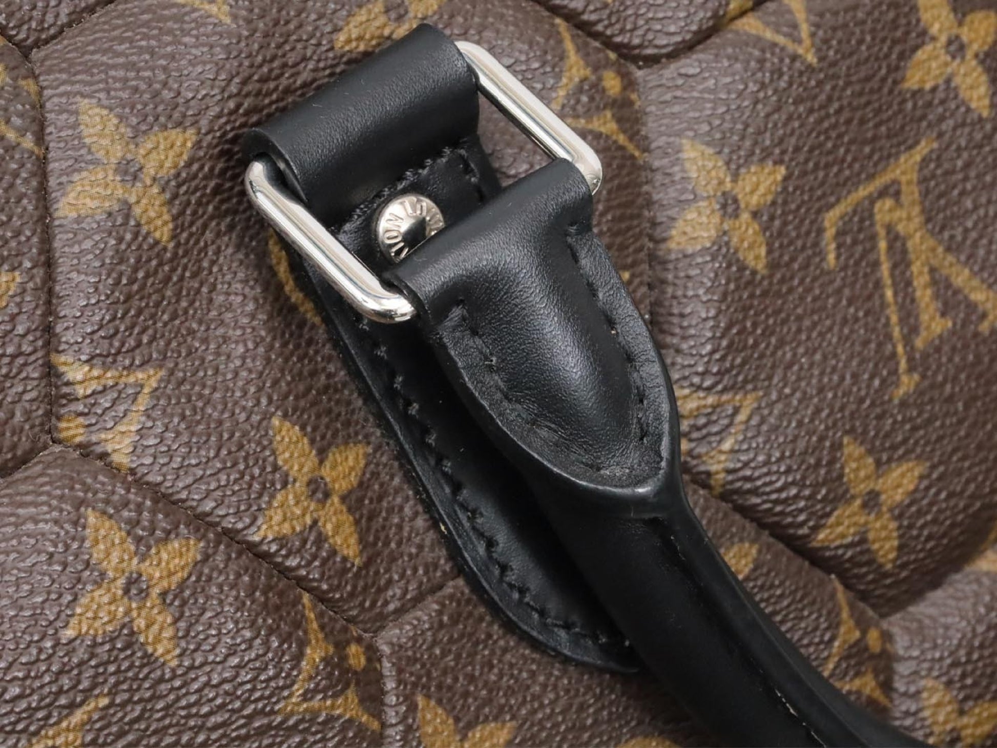 LOUIS VUITTON Monogram MacArthur Keepol Banduriere 45 M56713 RE0069 Shoulder Bag