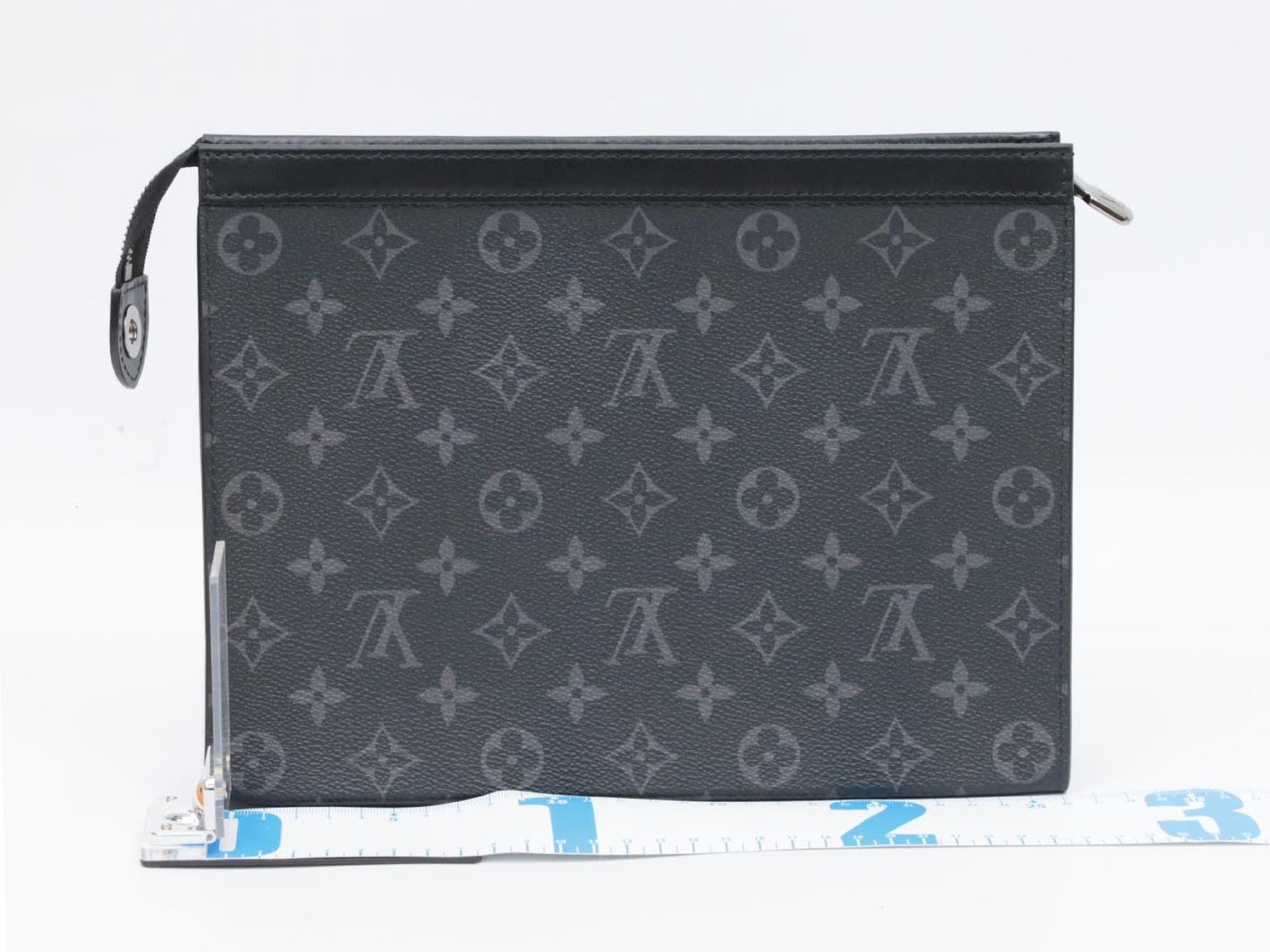 LOUIS VUITTON Pochette Voiage MM M80914 Shoulder Bag