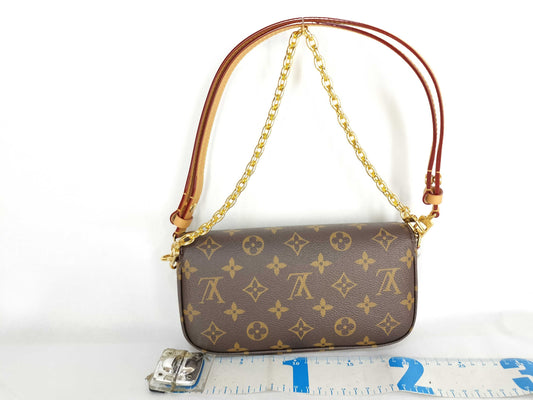 LOUIS VUITTON Monogram LOUIS VUITTON Louis Vuitton Wallet On-Chain Ivy Monogram RFID Model 2WAY Shoulder Bag M81911 Shoulder Bag