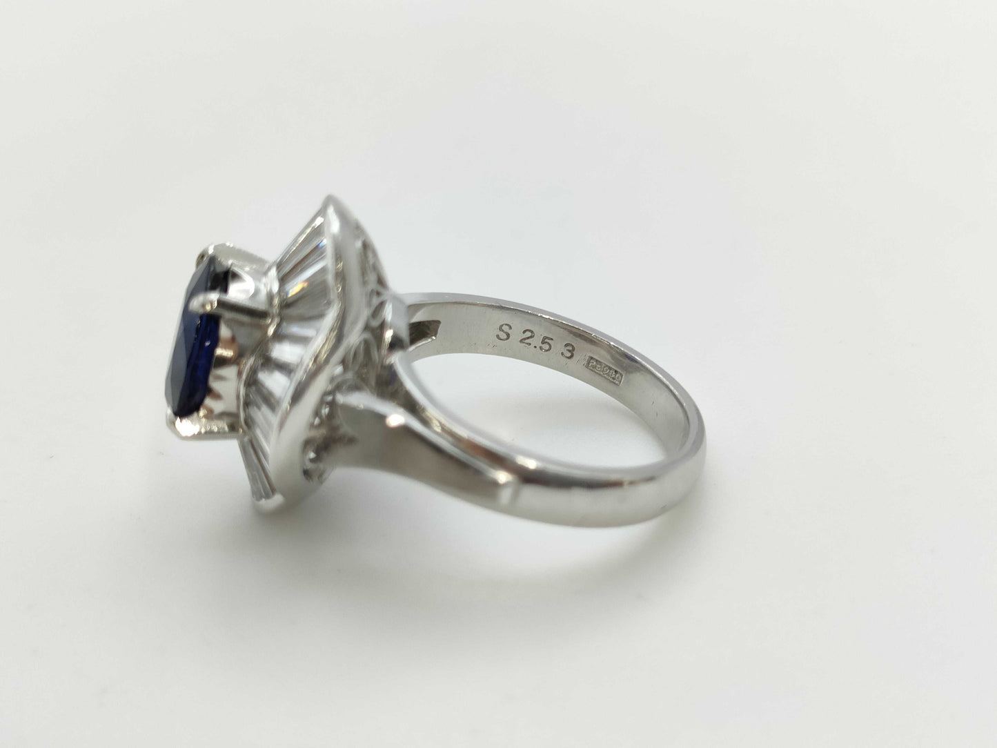 S2.53ct D1.32ct Pt900 11.0g Ring