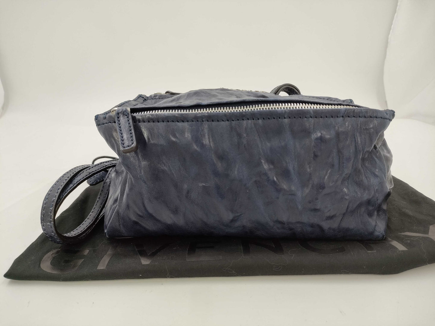 GIVENCHY GIVENCHY Pandora Shoulder Bag