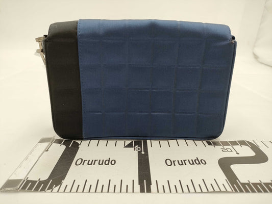 CHANEL CHANEL Chocolate Bar Shoulder Bag