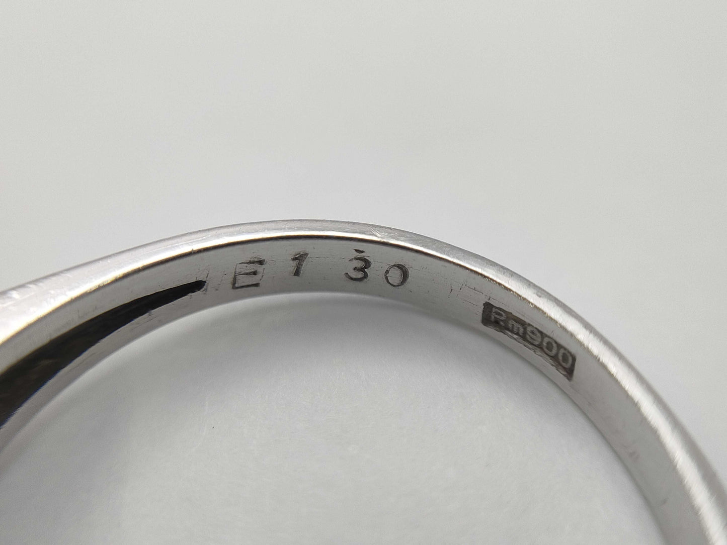 E1.30ct D0.32ct PM900 5.5g Ring