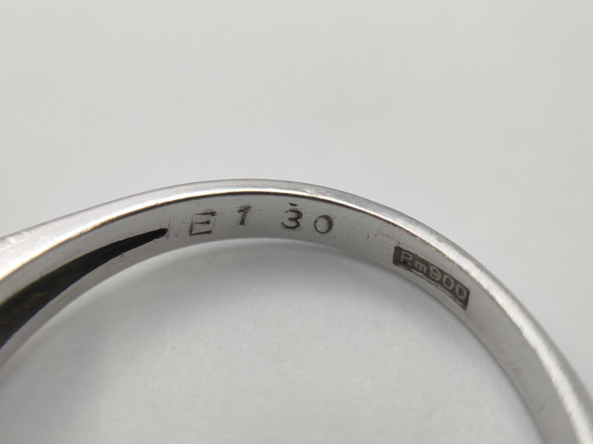 E1.30ct D0.32ct PM900 5.5g Ring