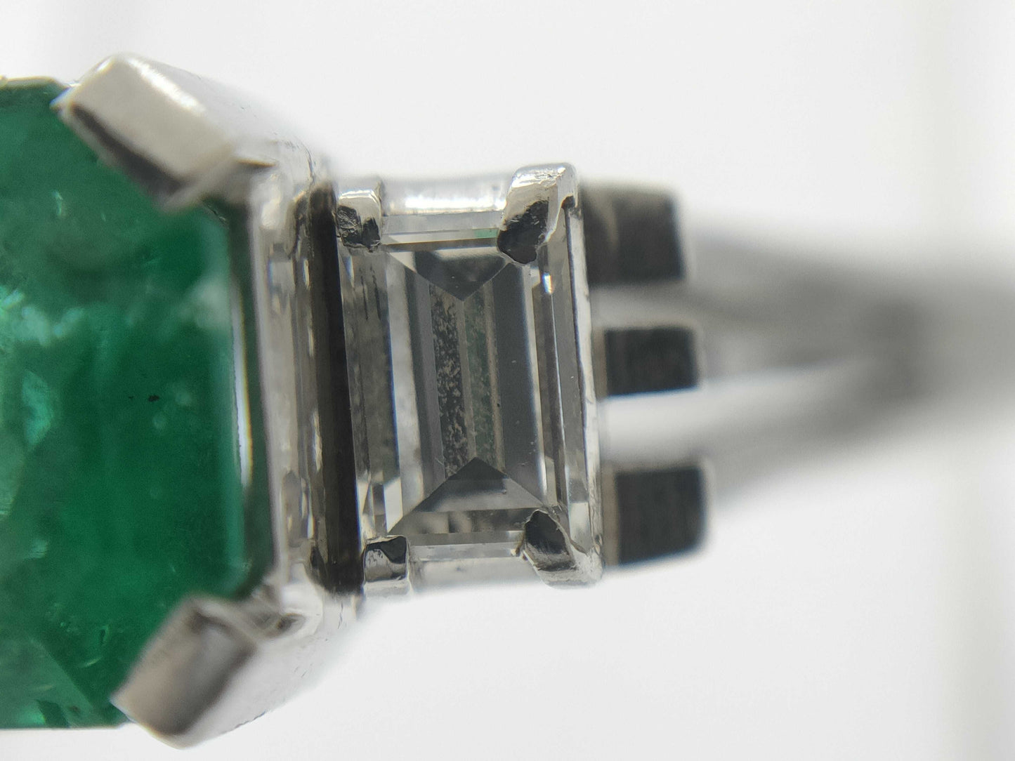 E1.30ct D0.32ct PM900 5.5g Ring