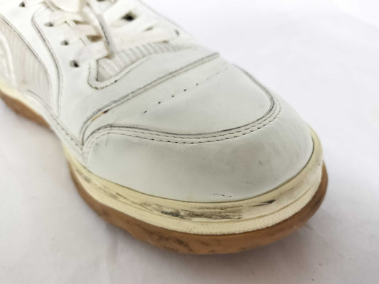 GUCCI White Size 38 Sneakers