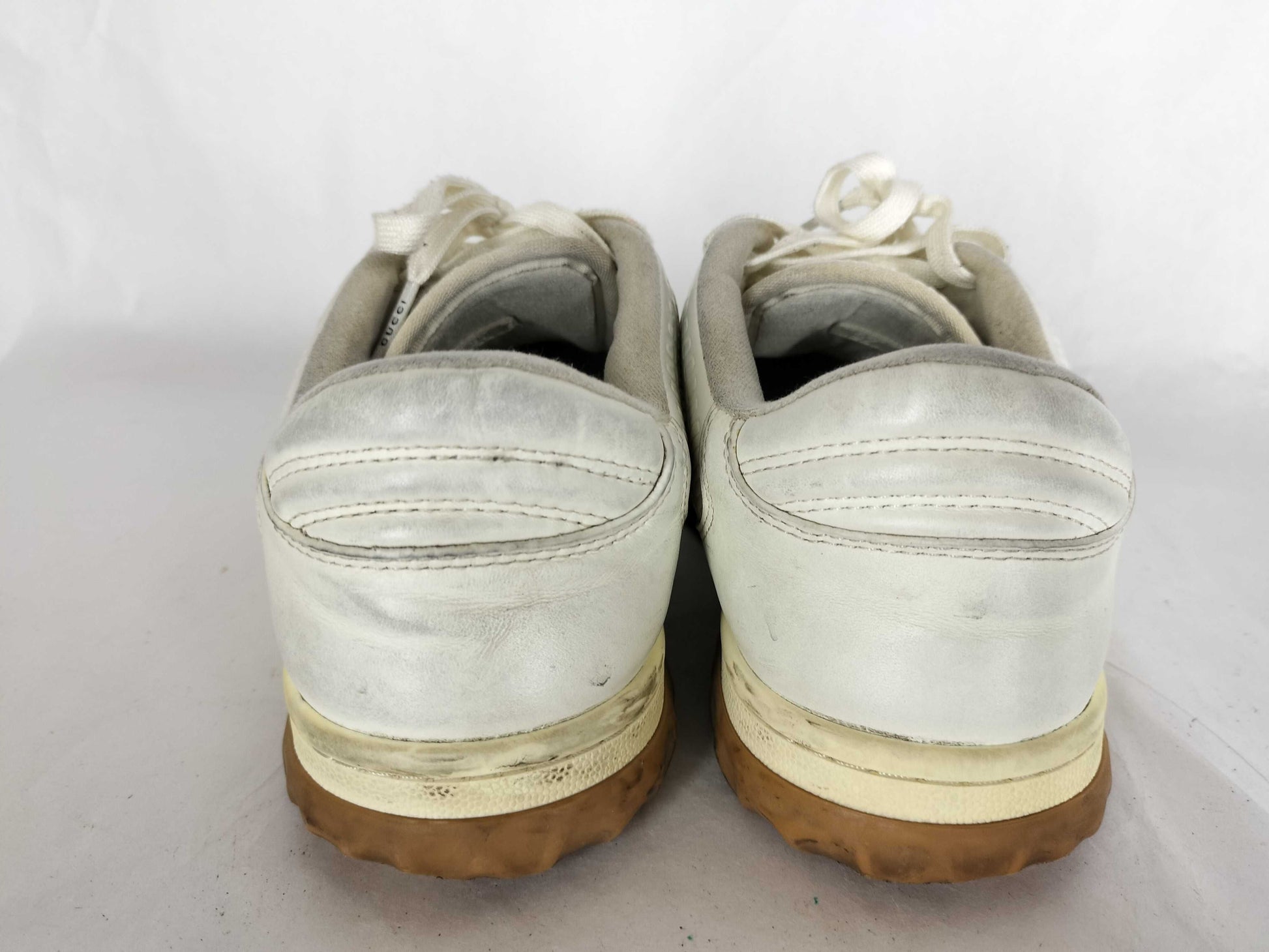 GUCCI White Size 38 Sneakers