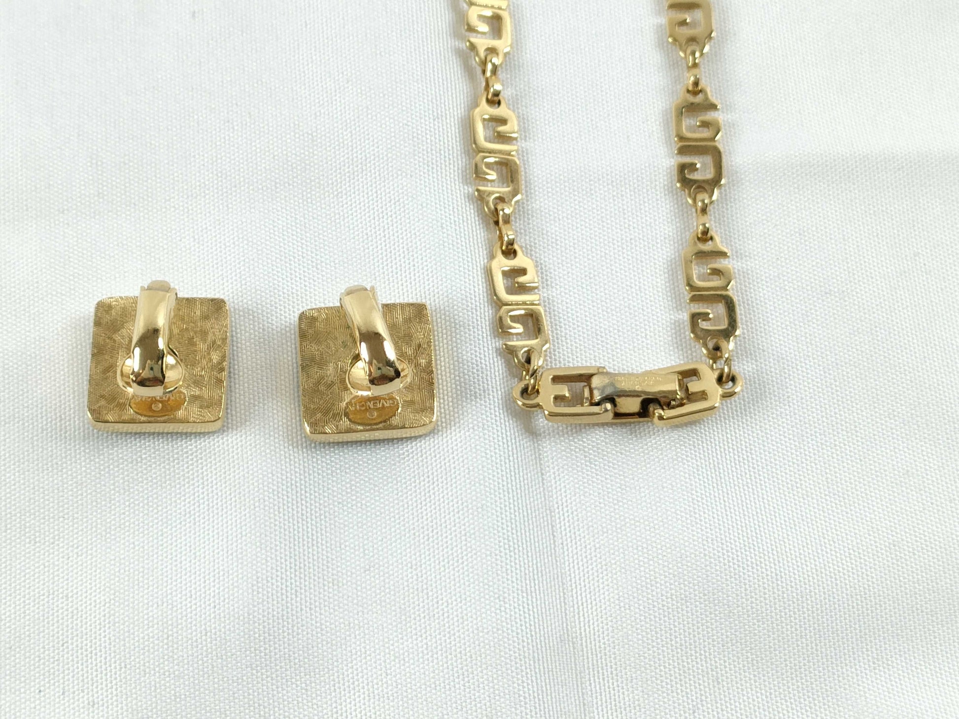GIVENCHY Givenchy 2 Accessories Summary Accessories Summary