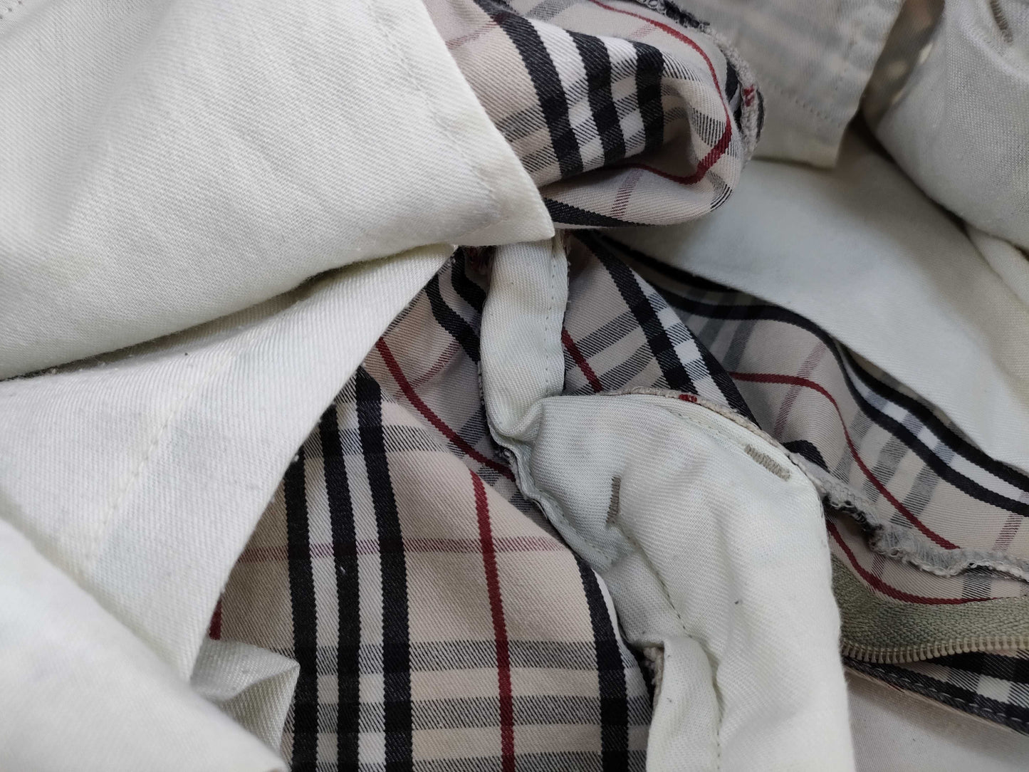 BURBERRY BURBERRY Shorts Pants
