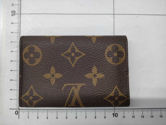 LOUIS VUITTON Murtikle 6 Keycase & Keychain