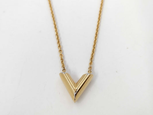 LOUIS VUITTON Essential Necklace