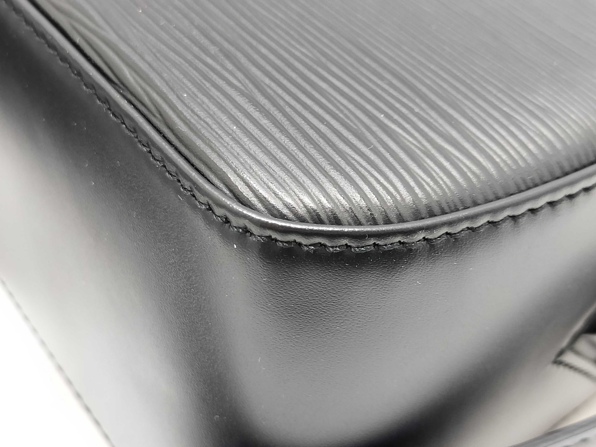 LOUIS VUITTON Epi LOUIS VUITTON Epi Shoulder Bag