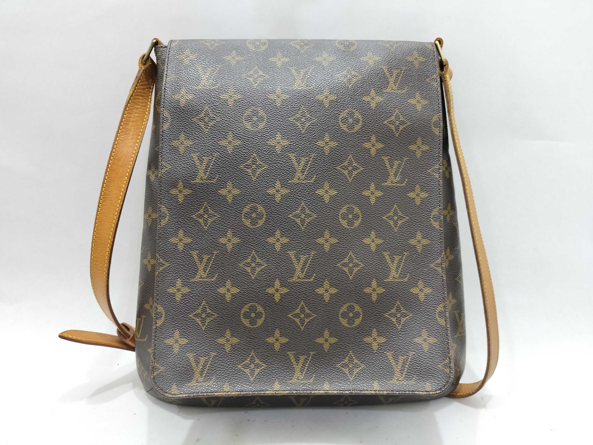 LOUIS VUITTON Monogram LOUIS VUITTON Monogram Shoulder Bag Shoulder Bag