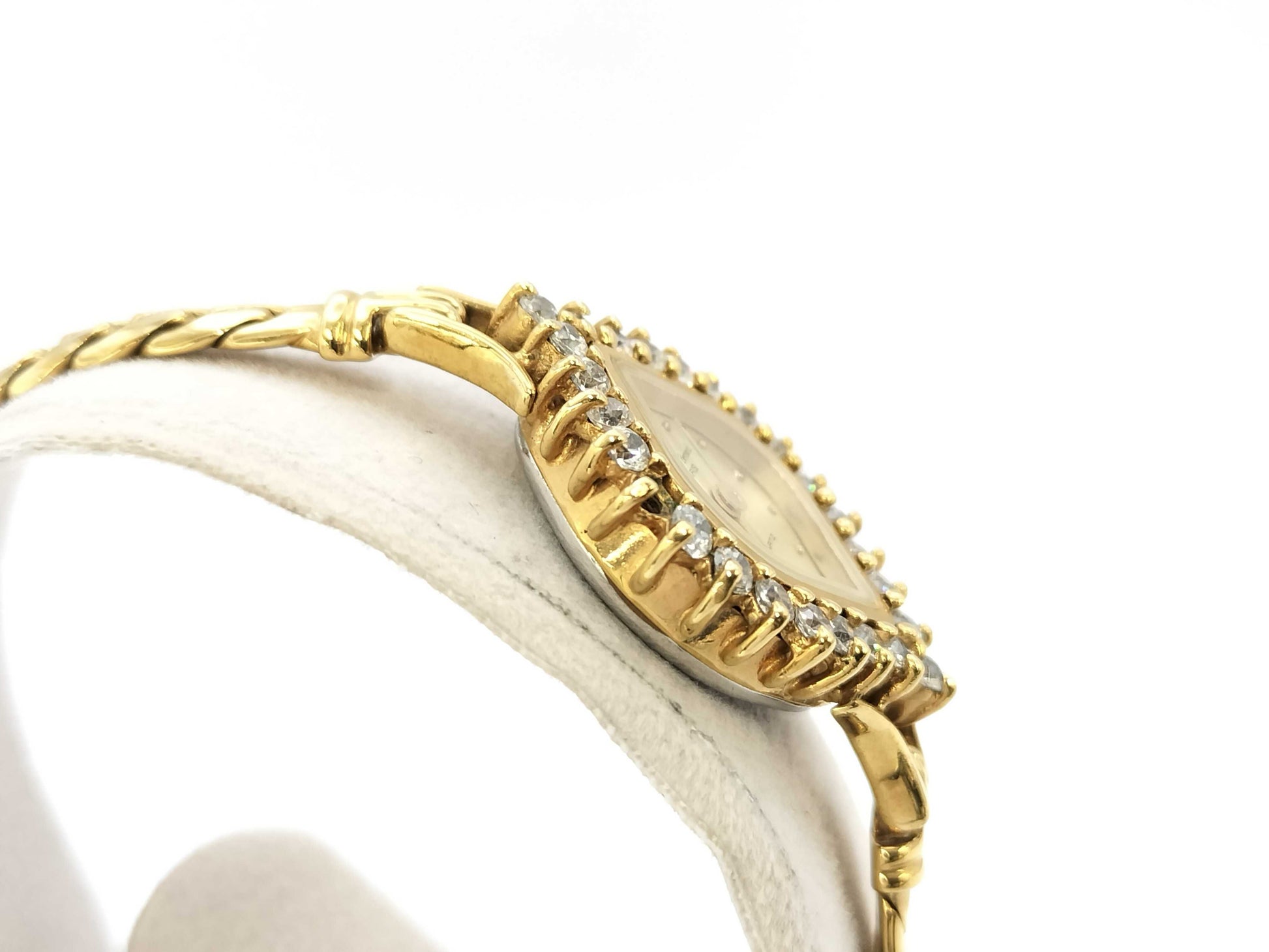 Quartz Women's Watch
