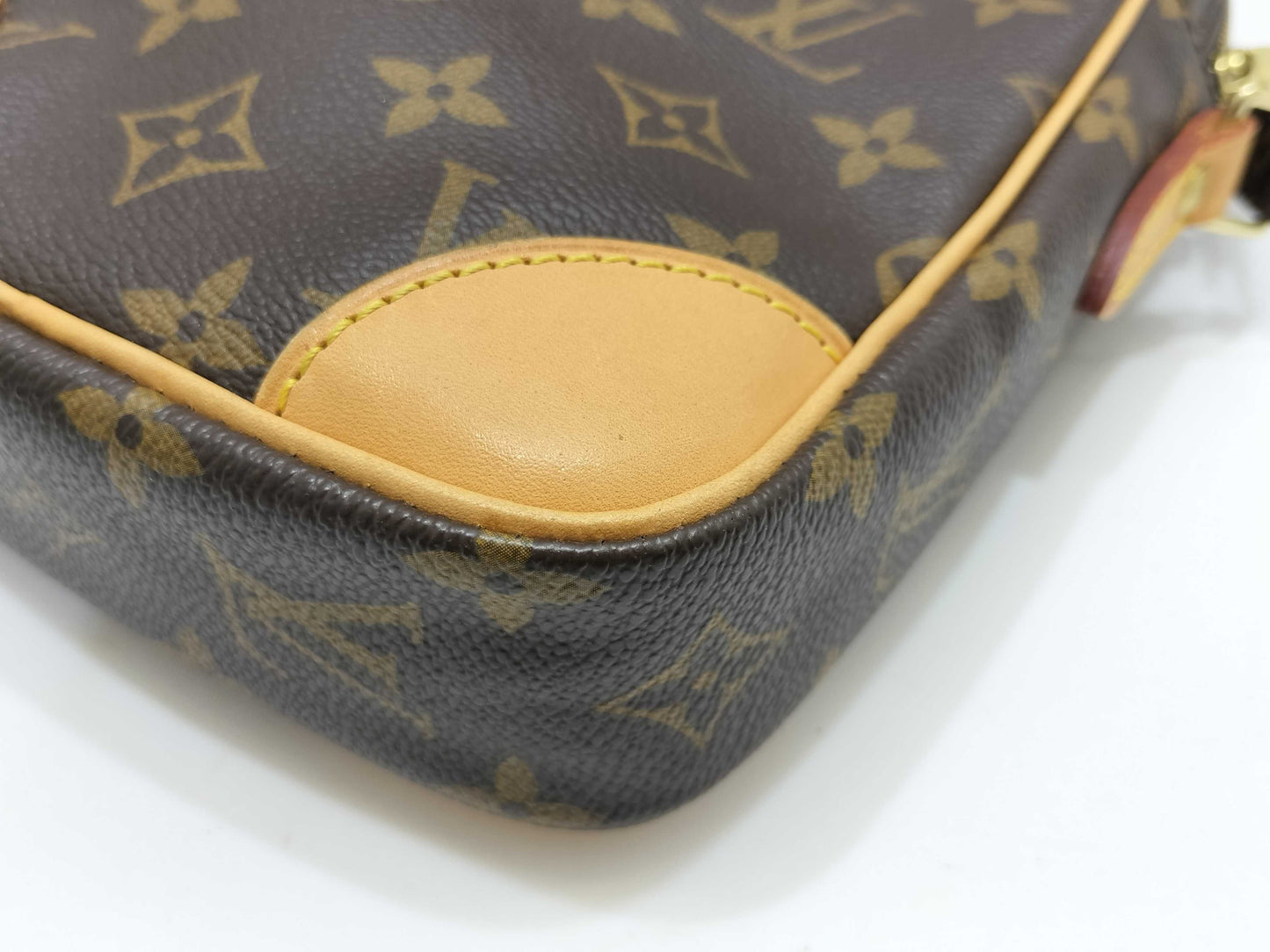 LOUIS VUITTON Monogram LV Monogram Shoulder Bag