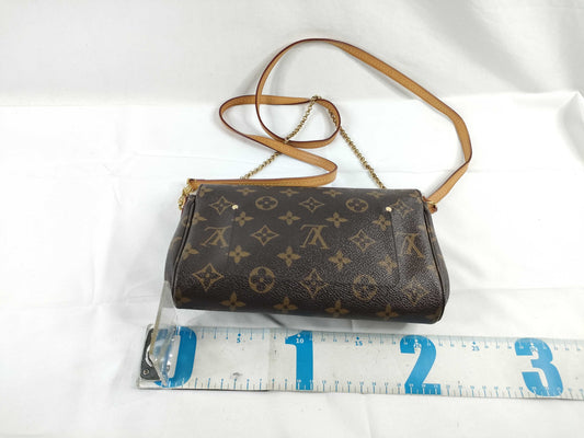 LOUIS VUITTON Monogram Louis Vuitton Favorite Monogram Shoulder Bag