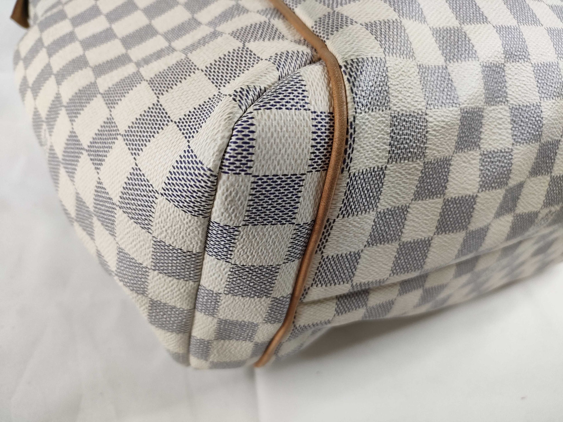 LOUIS VUITTON Damier Azure Louis Vuitton Azul Total Tote Bag
