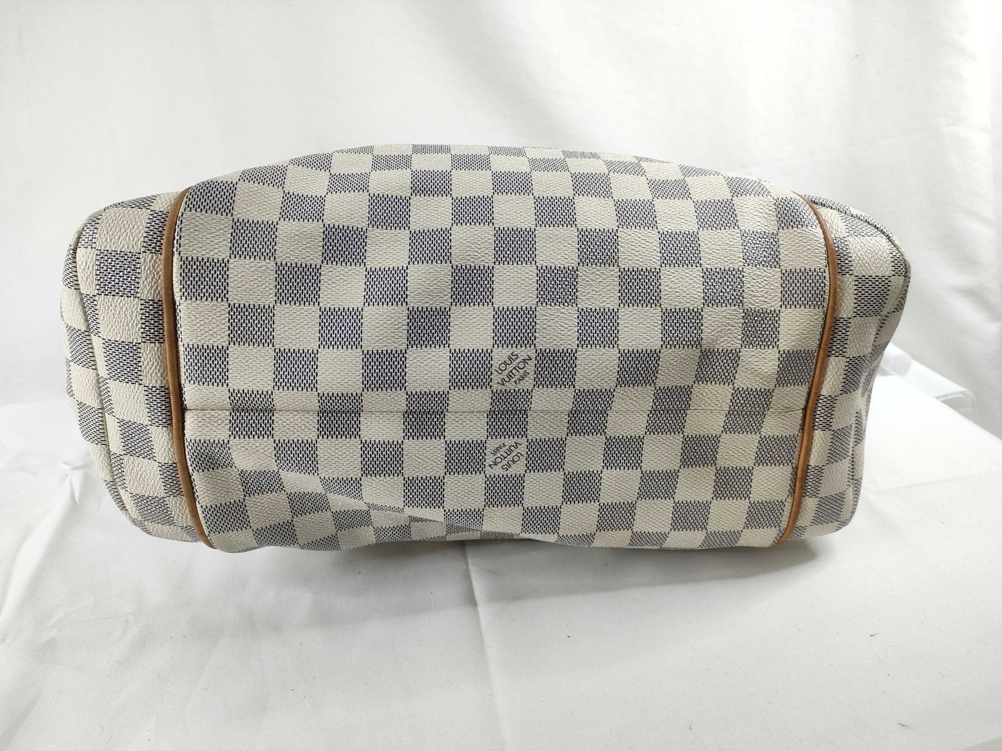 LOUIS VUITTON Damier Azure Louis Vuitton Azul Total Tote Bag