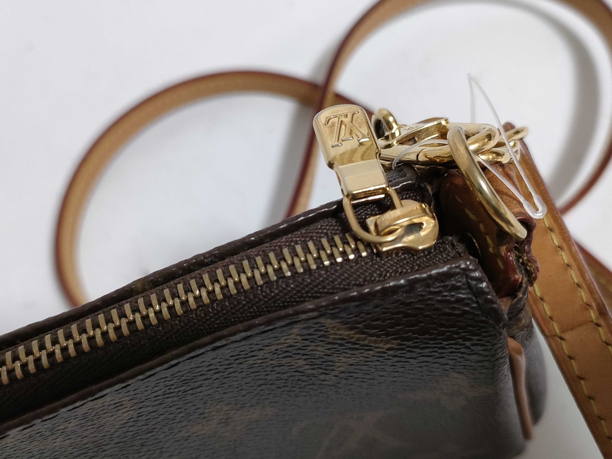 LOUIS VUITTON Monogram Louis Vuitton EVA Monogram Shoulder Bag
