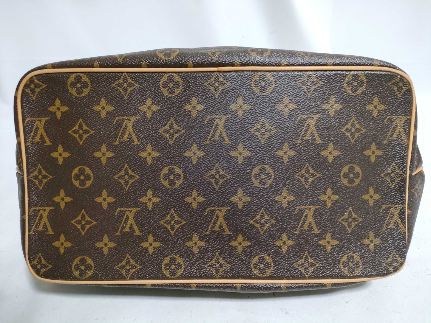 LOUIS VUITTON Monogram Louis Vuitton Palermo GM Shoulder Bag