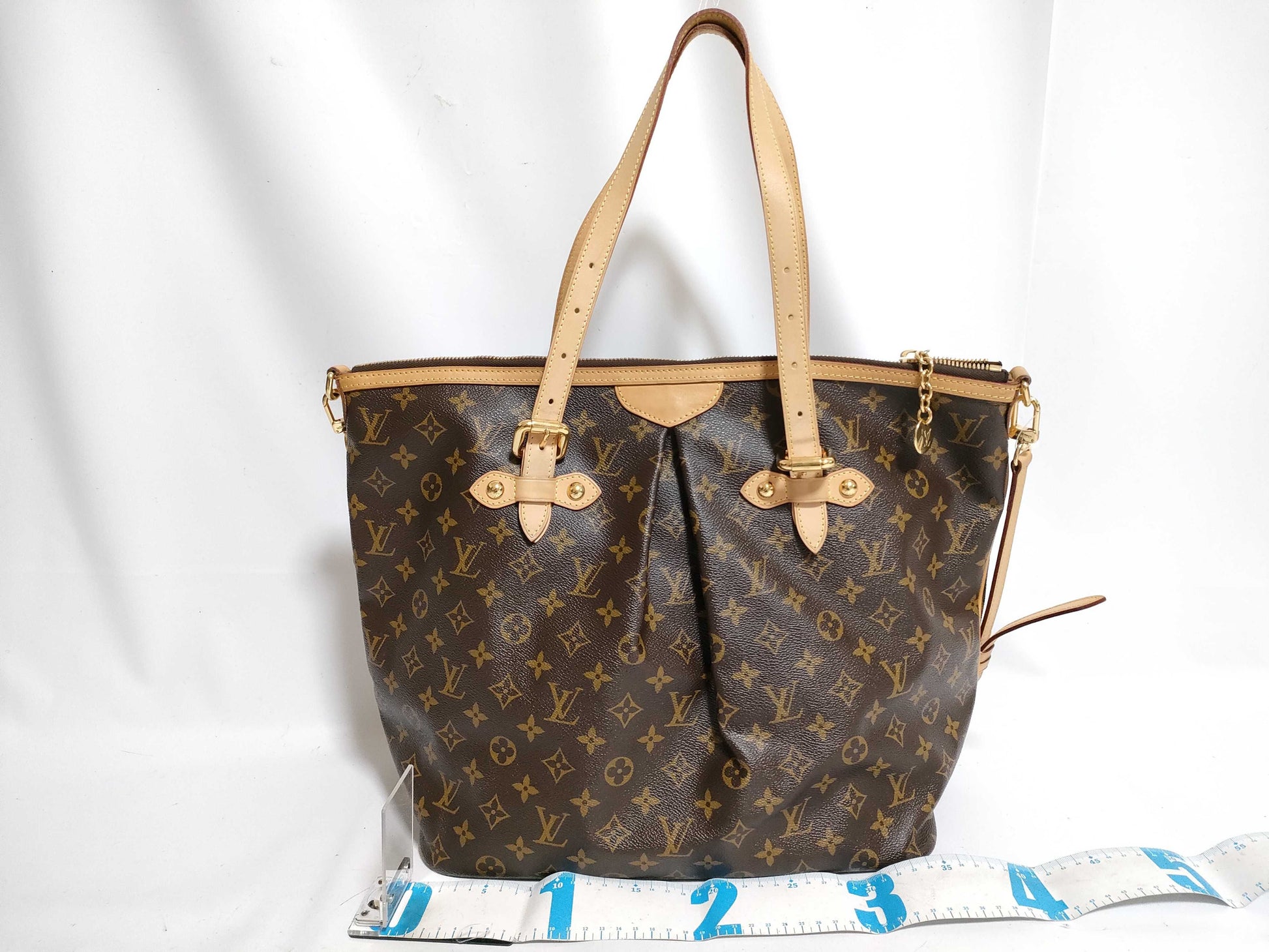 LOUIS VUITTON Monogram Louis Vuitton Palermo GM Shoulder Bag