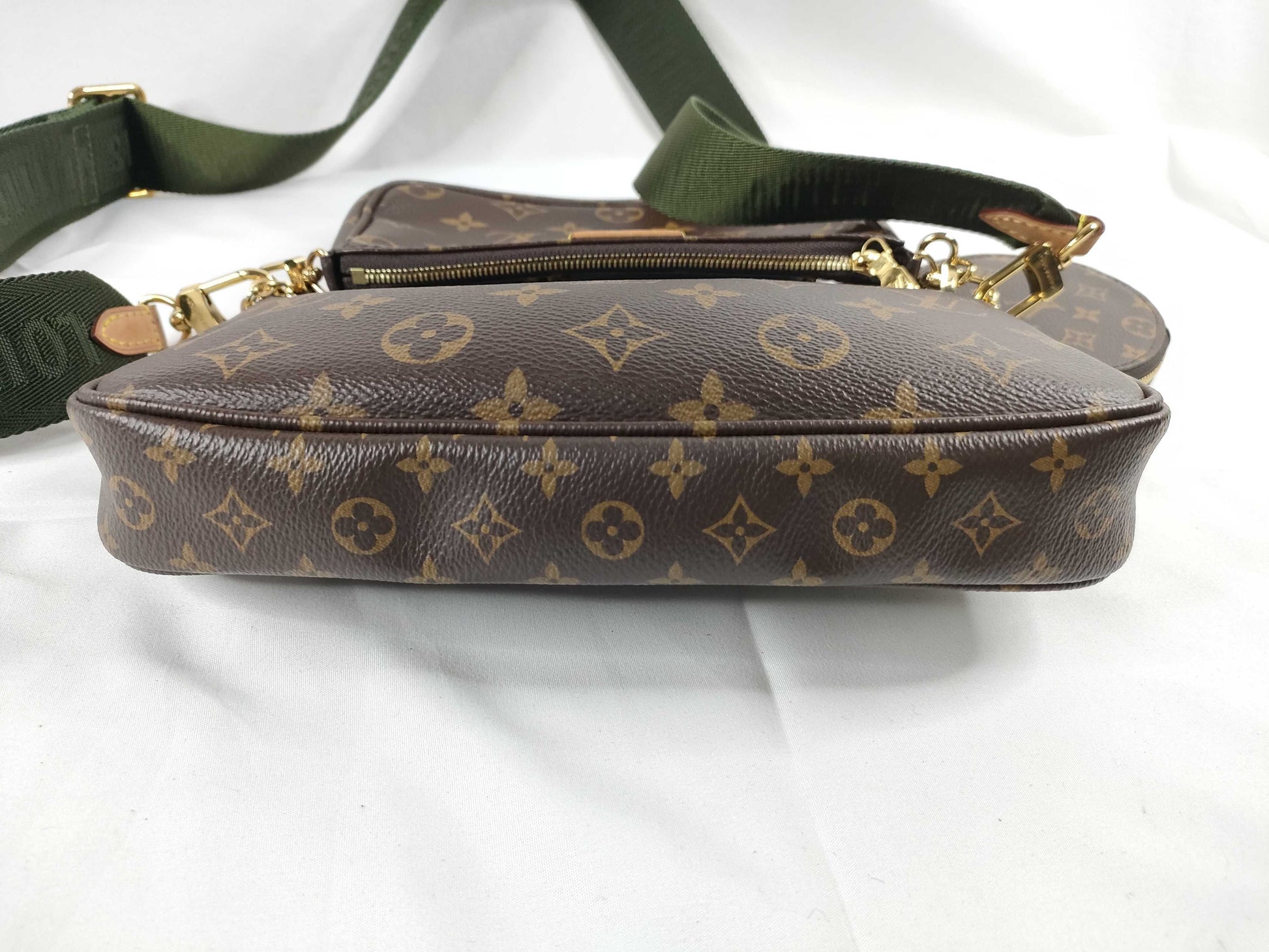 LOUIS VUITTON Monogram Louis Vuitton Myrti Shoulder Bag Shoulder Bag