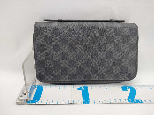 LOUIS VUITTON Damier Graphite Zippy XL Clutch Bag