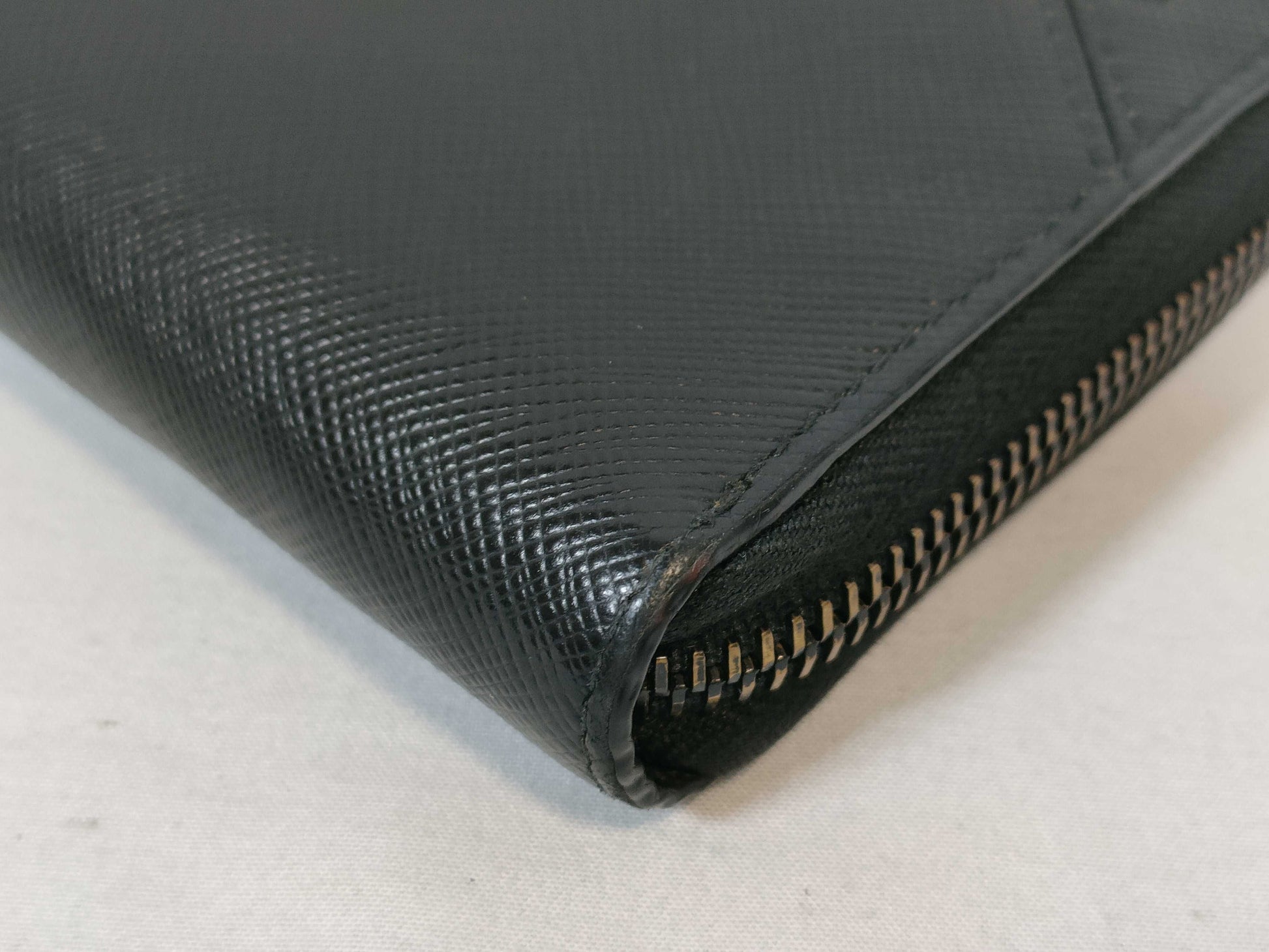 PRADA Prada Safiano Round Zip Long Wallet Black Wallet