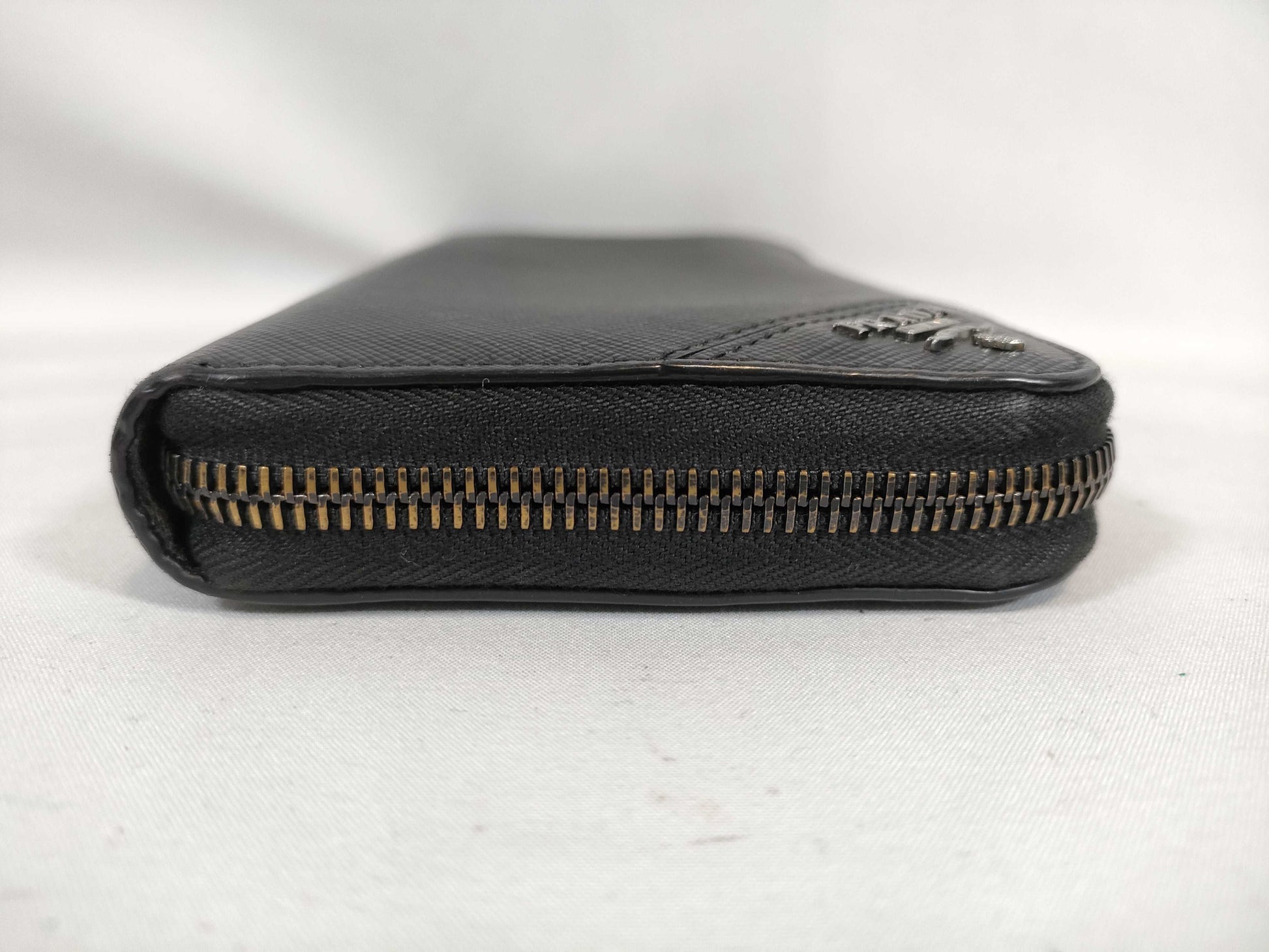PRADA Prada Safiano Round Zip Long Wallet Black Wallet