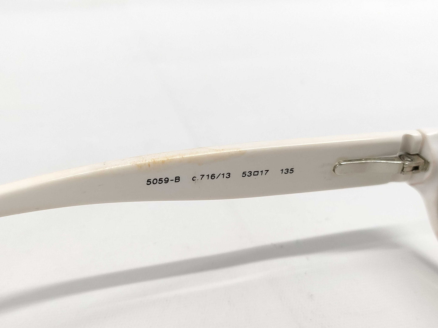 CHANEL Chanel Plastic Sunglasses 5059-B White Sunglasses/Eyeglasses