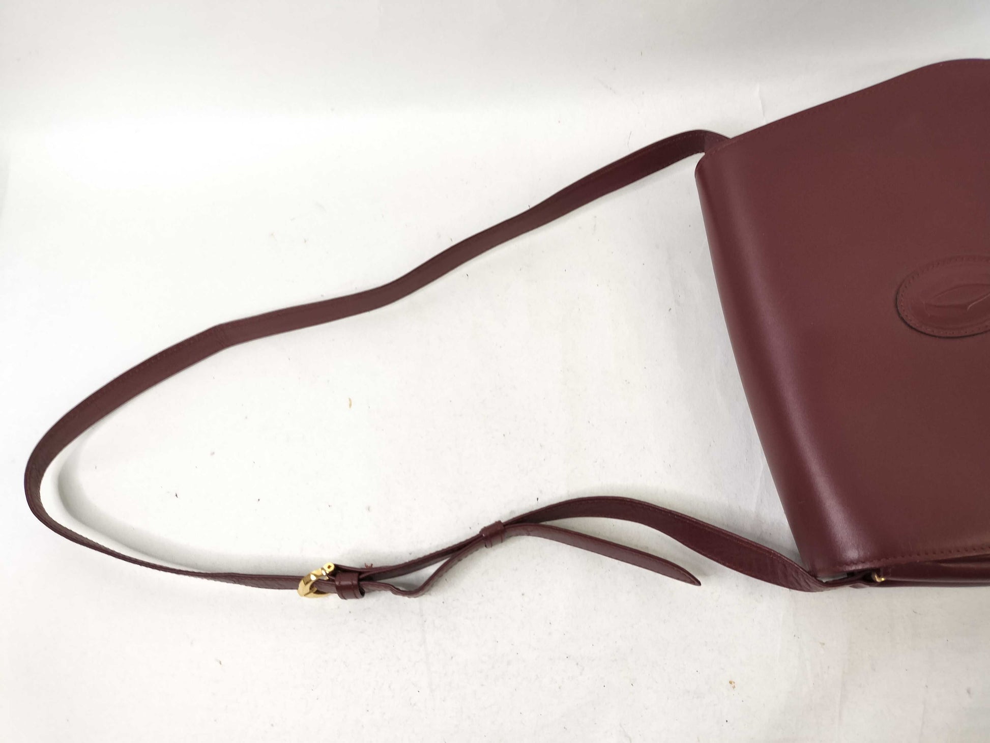 Cartier Must Cartier Leather Shoulder Bag Bordeaux Shoulder Bag