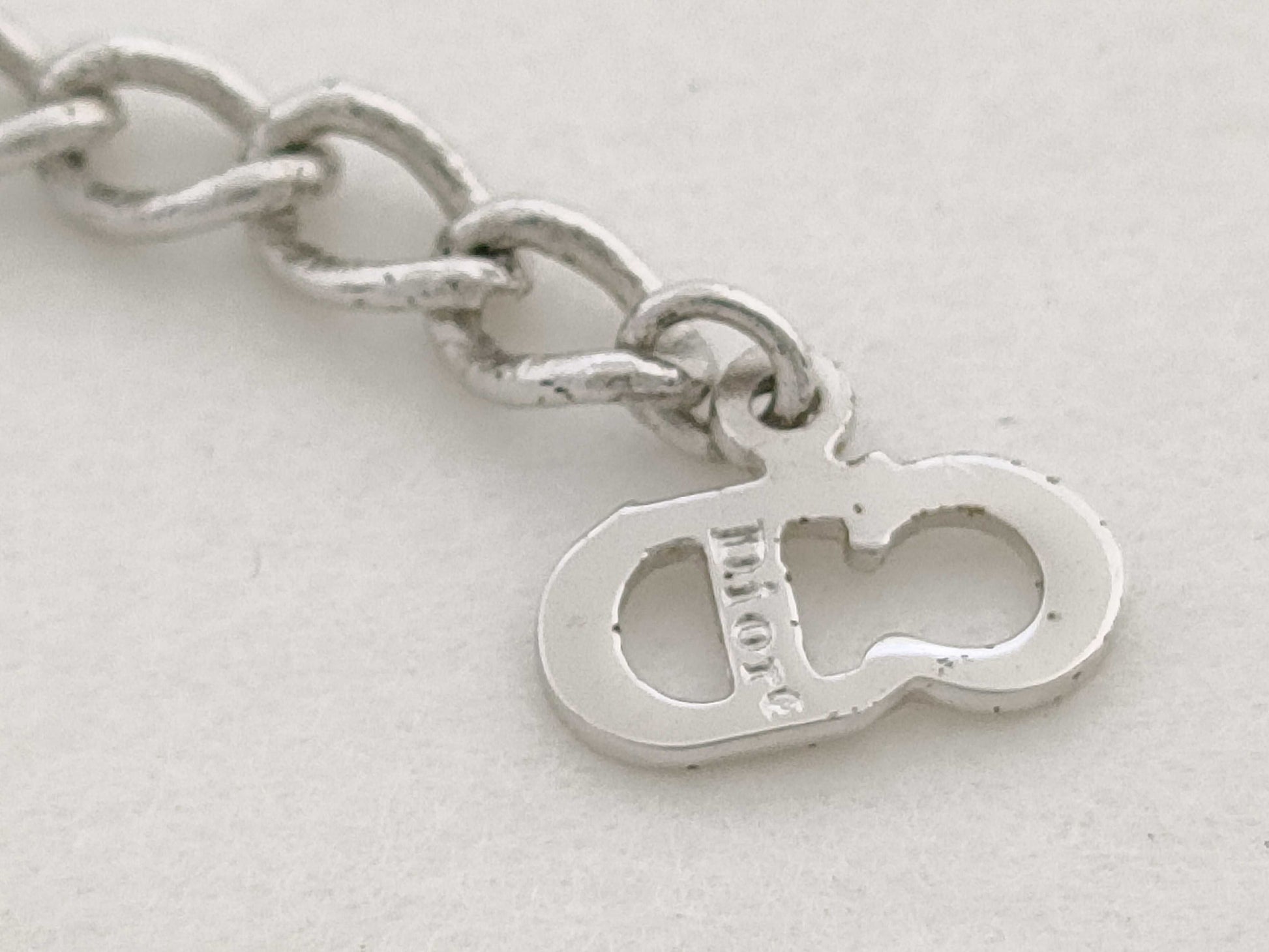Dior Logo Open Heart Silver 5.5g Necklace
