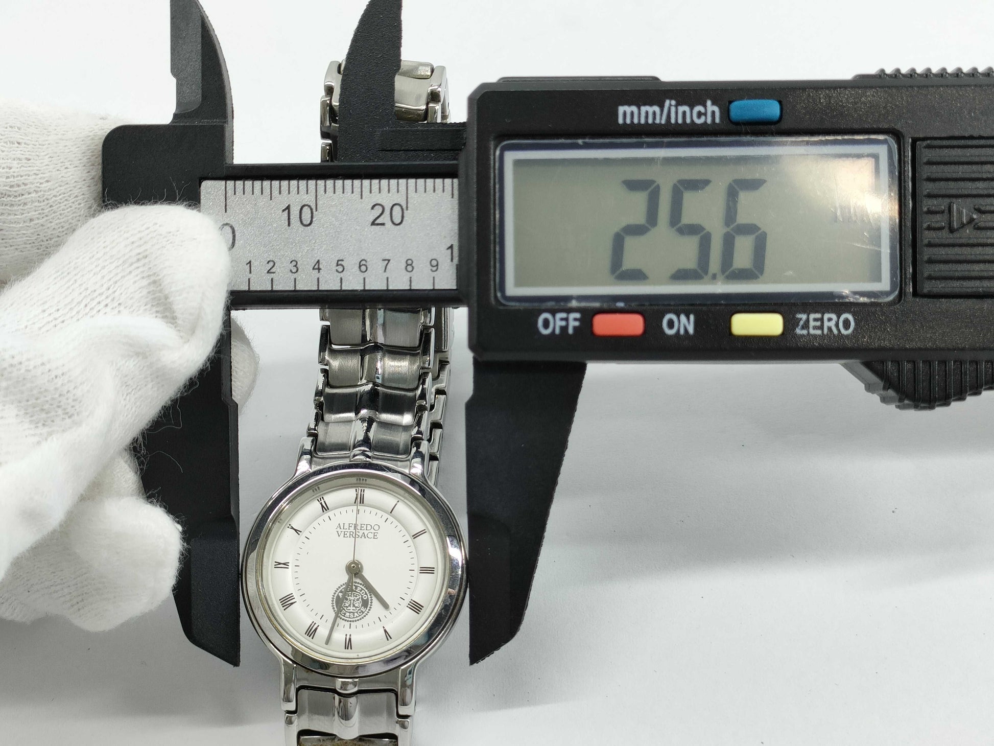 V822S Quartz Women's Watch
