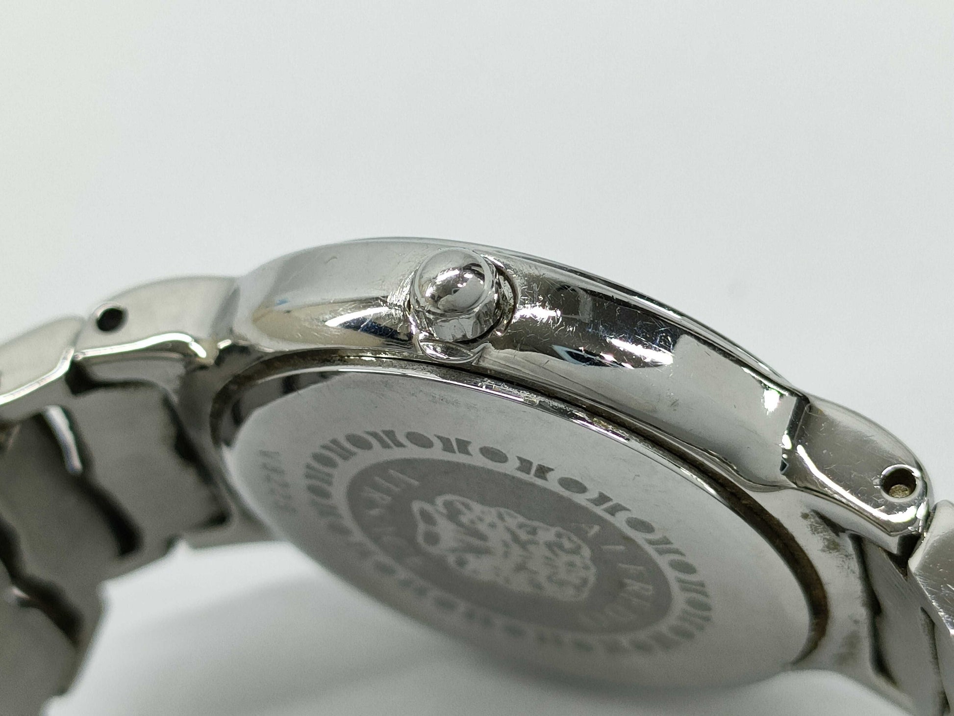 V822S Quartz Women's Watch